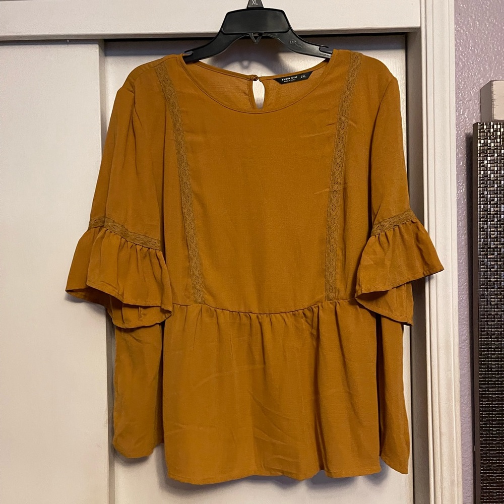SHEIN Mustard Top